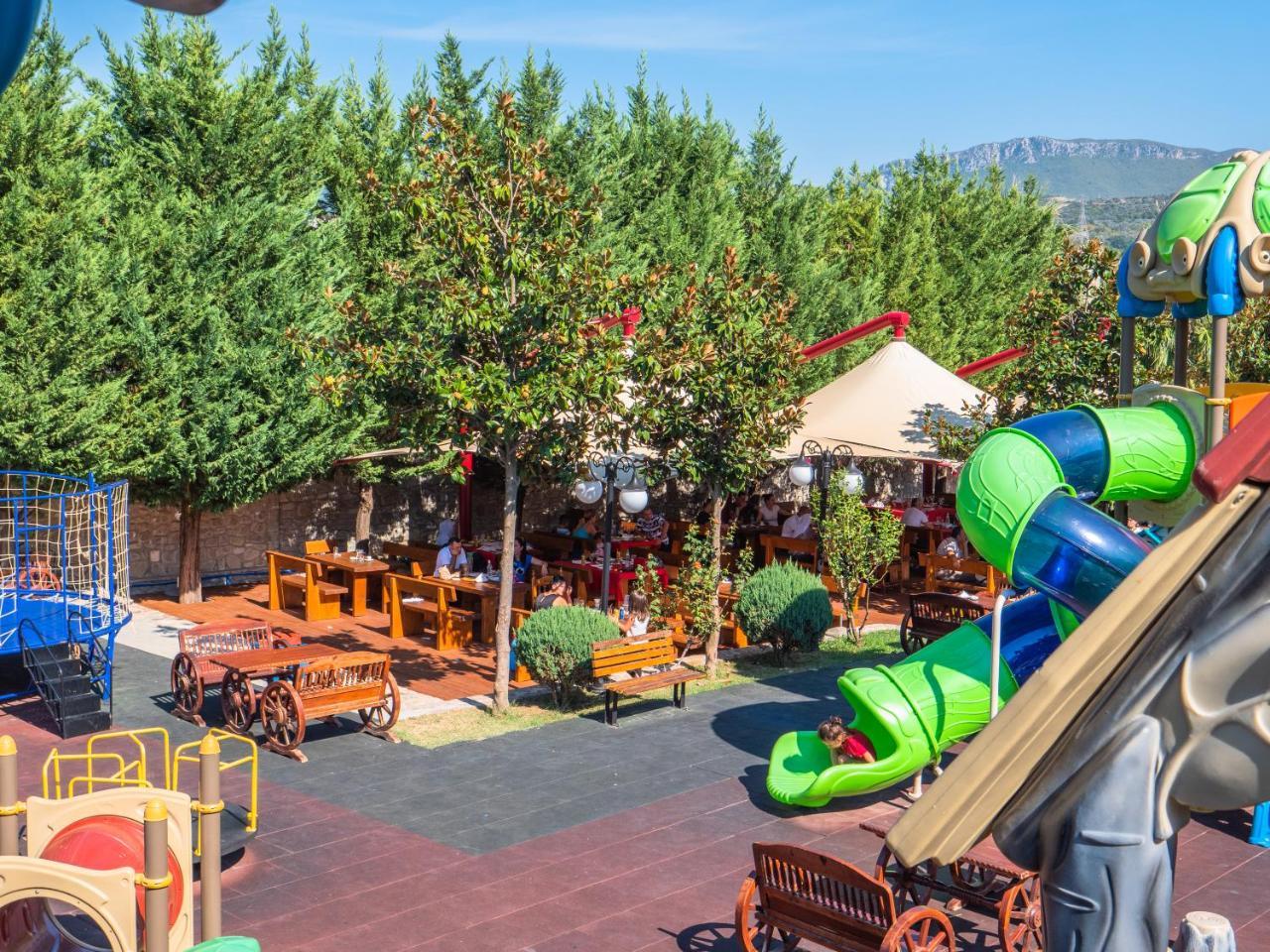 טיראנה Palmanova Resort מראה חיצוני תמונה