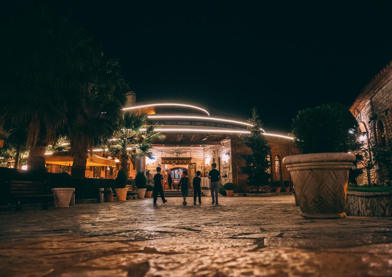 טיראנה Palmanova Resort מראה חיצוני תמונה