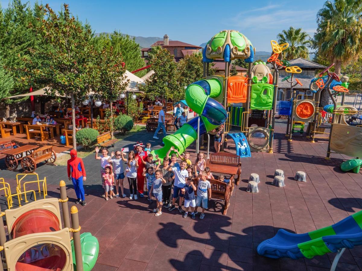 טיראנה Palmanova Resort מראה חיצוני תמונה